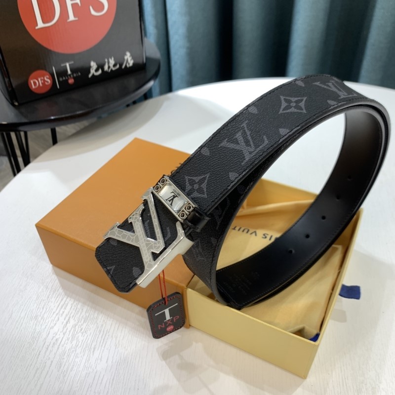 LOUIS VUITTON Belts